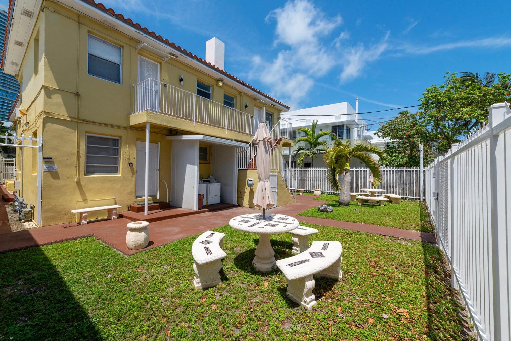 Sunnys Days 5Th St Appartement Miami Beach Buitenkant foto
